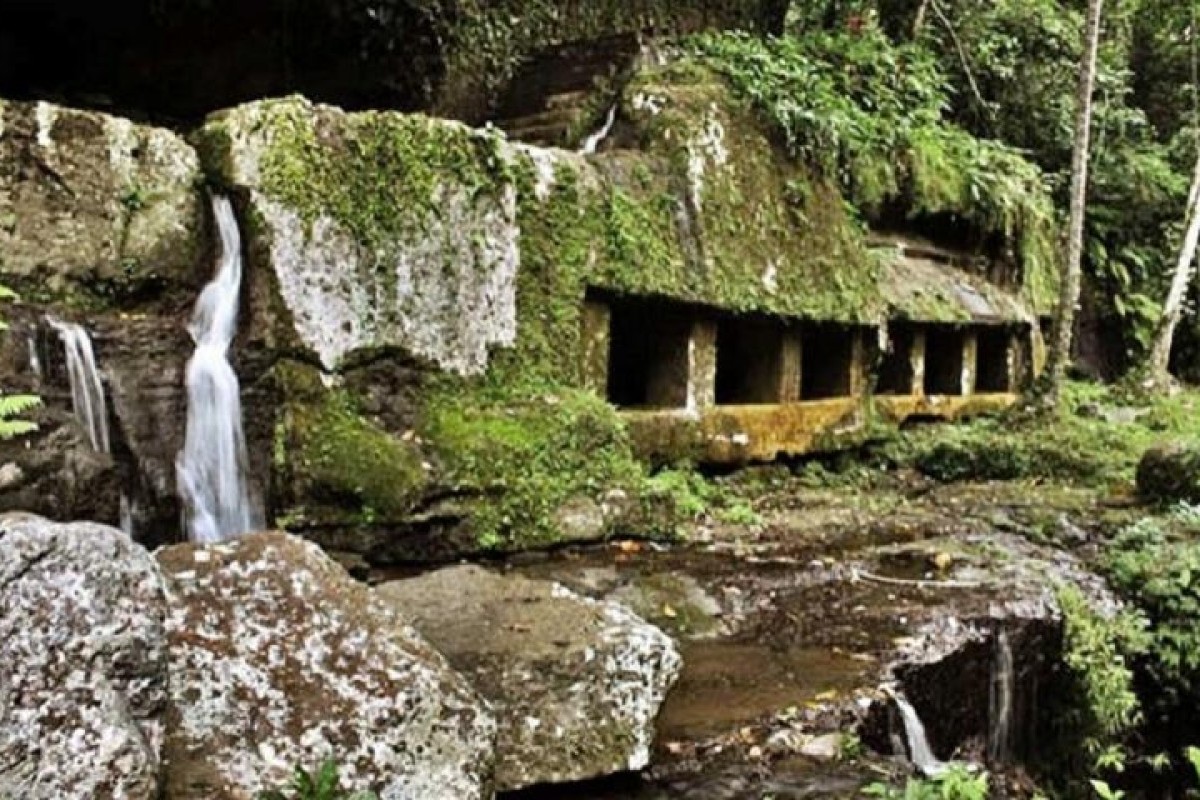 Eksplorasi Candi Unik di Bali, Karya Seni Unik yang Dipahat di Tebing Gunung pada Abad ke-11