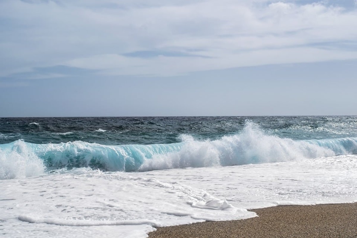 Apa Arti Desa Bowele? Desa Wisata yang Masuk 75 Besar ADWI dengan Pemandangan Pantai Indah Surga Bagi Para Peselancar