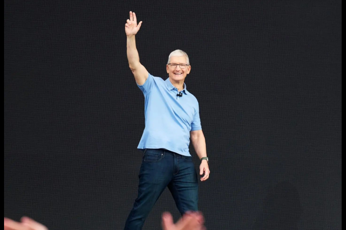 Biodata Tim Cook CEO Apple Beserta Profil Lengkap, Istri, Anak hingga Orang Tua - Apa Tujuannya datang ke Indonesia? Benarkah Bangun Apple Academy di Bali
