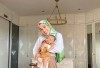 Potret Profil dan Biodata Dokter Reza Gladys Kakak Siti Badriah Ungkap Karyawan Perempuan Kasih Foto Syur ke Suami, Diduga Jadi Pelakor?